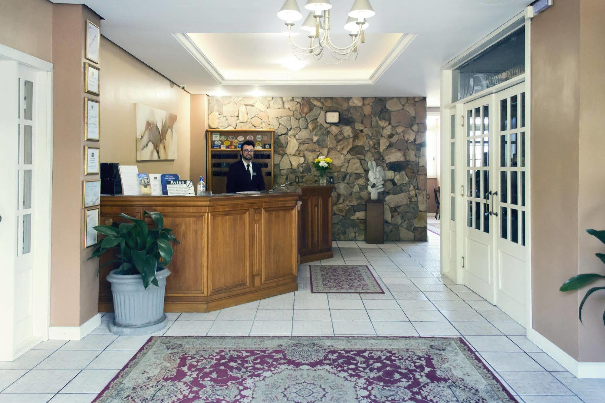Hotel Mont Blanc 本图贡萨尔维斯 外观 照片